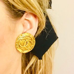 Chanel Vintage Gold Logo Earrings “2853” Clip On